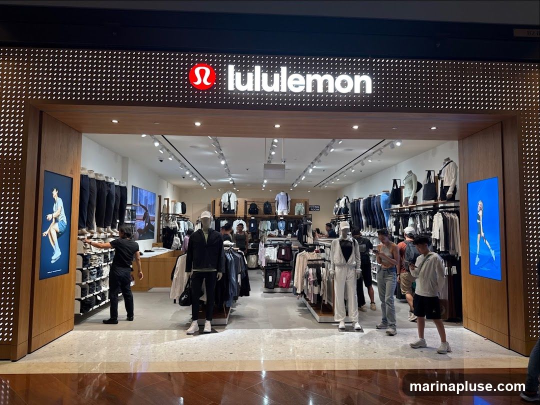 Singapore Marina Bay Sands Lululemon