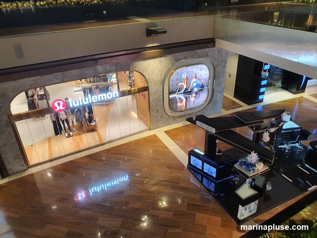 Singapore Marina Bay Sands Lululemon