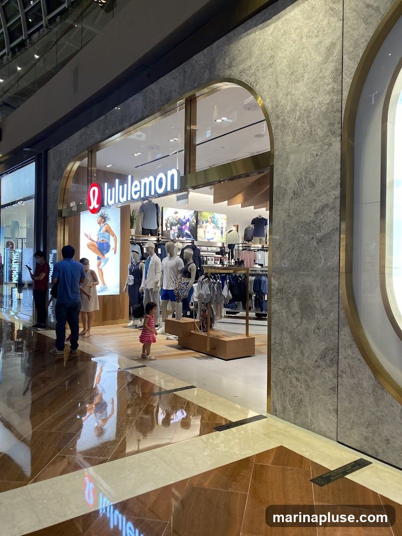Singapore Marina Bay Sands Lululemon