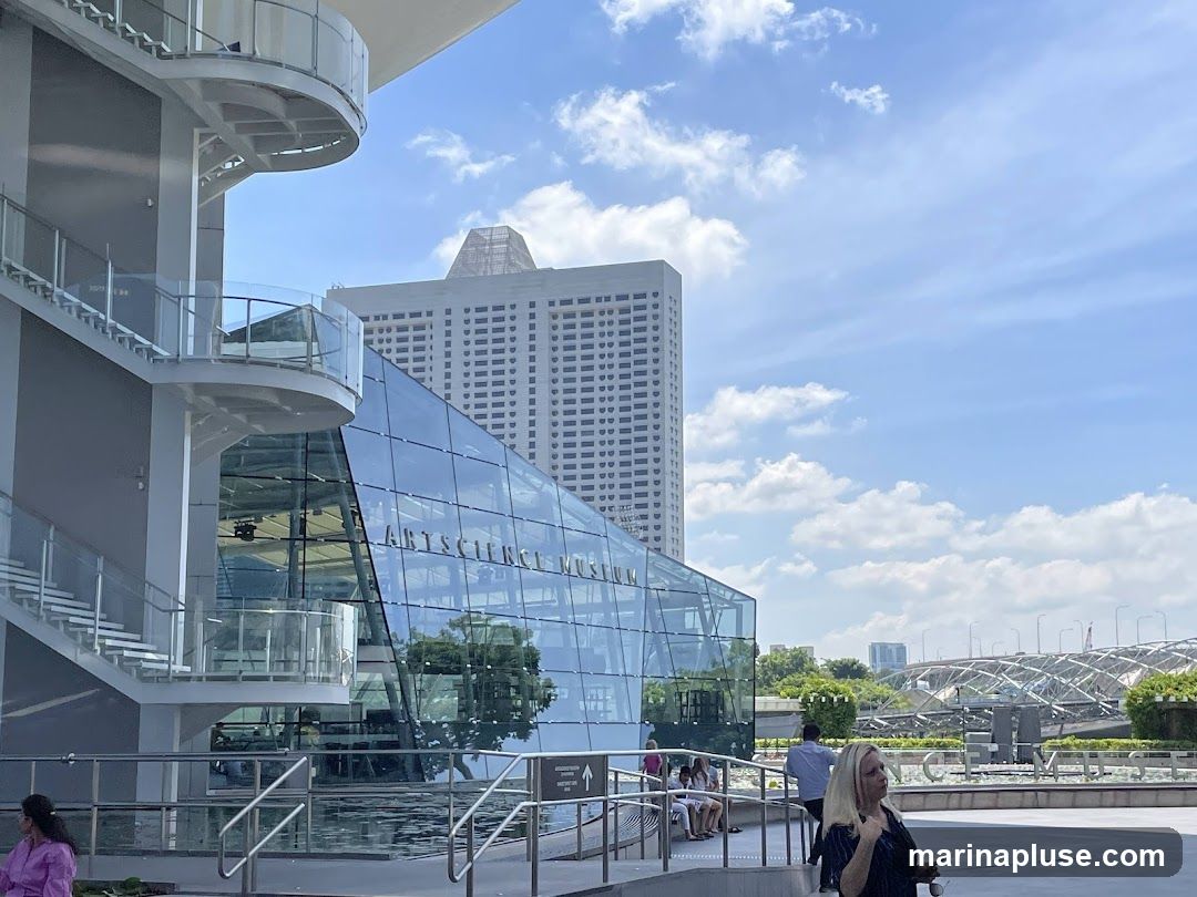 Apple Marina Bay Sands
