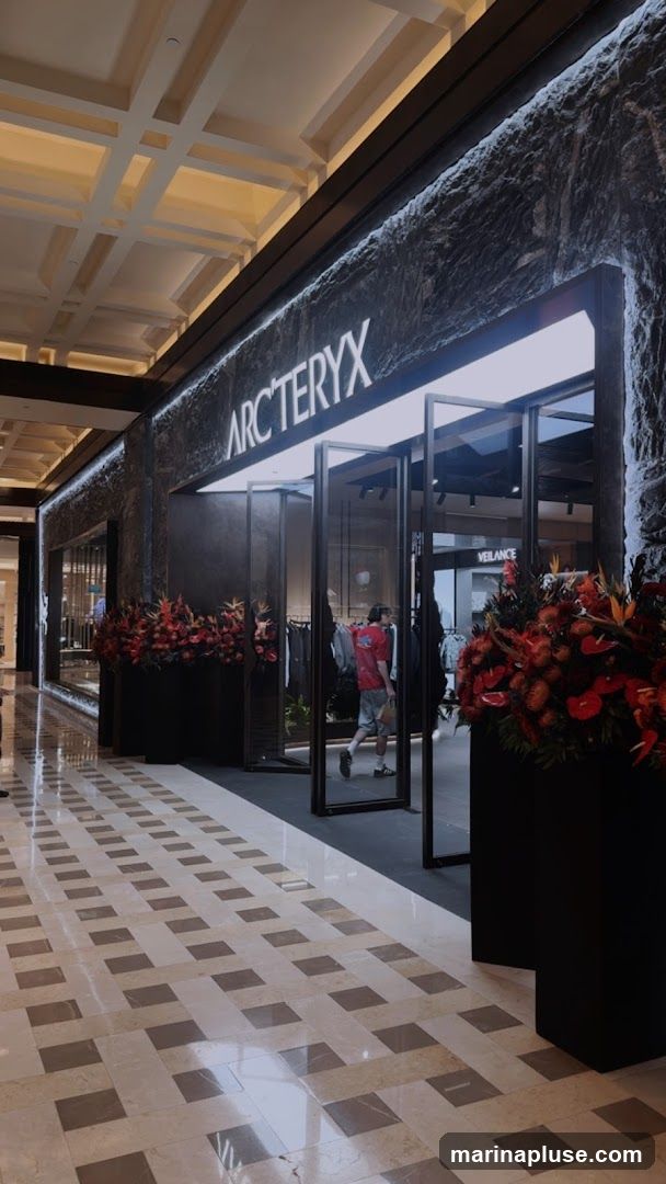 Arc'teryx Marina Bay Sands