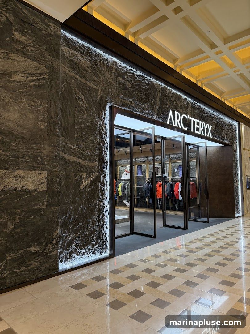 Arc'teryx Marina Bay Sands