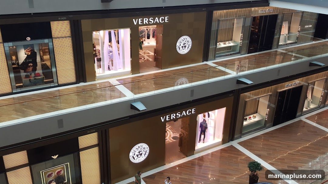 VERSACE