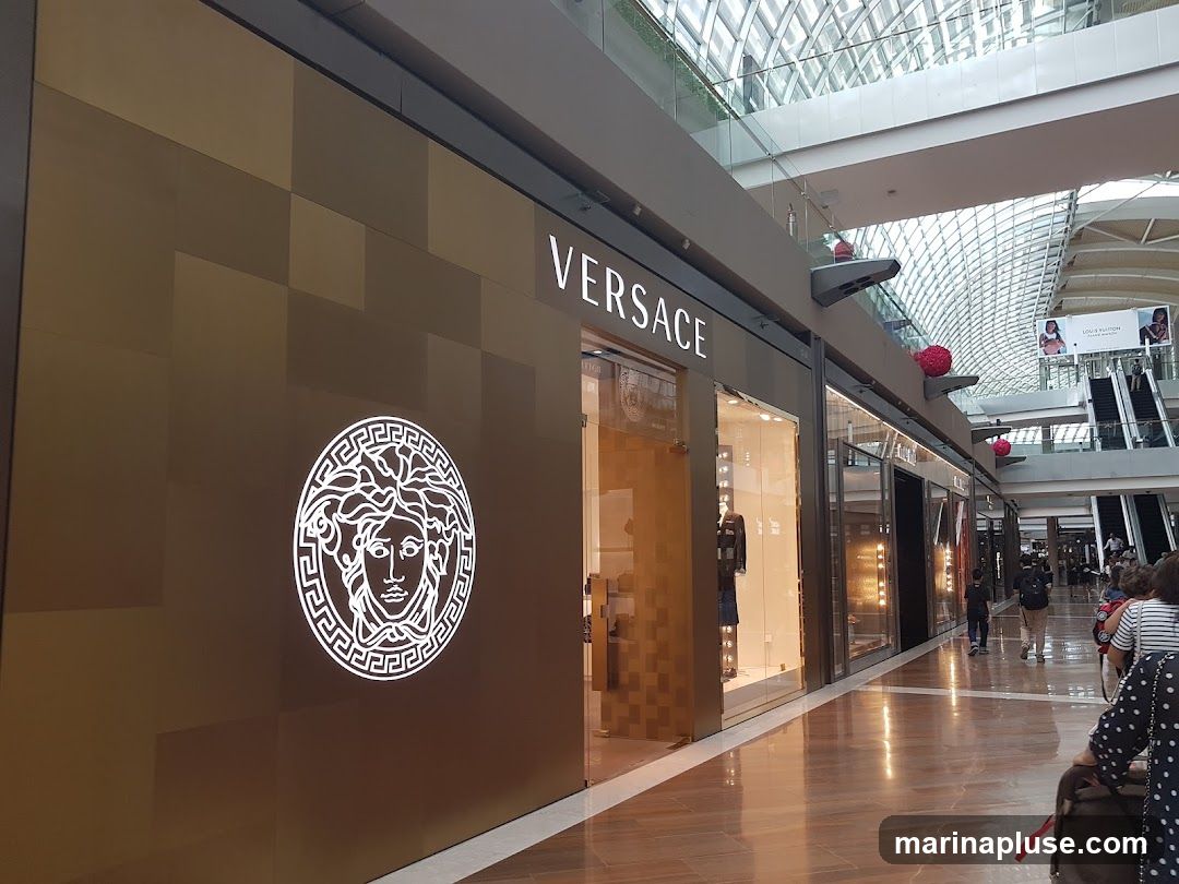 VERSACE
