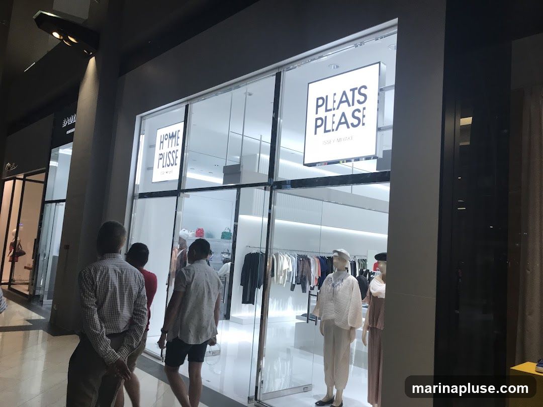 HOTEL & SKYPARK GIFT SHOP