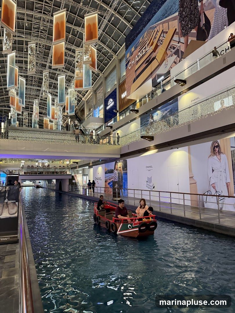 Rain Oculus - Marina Bay Sands